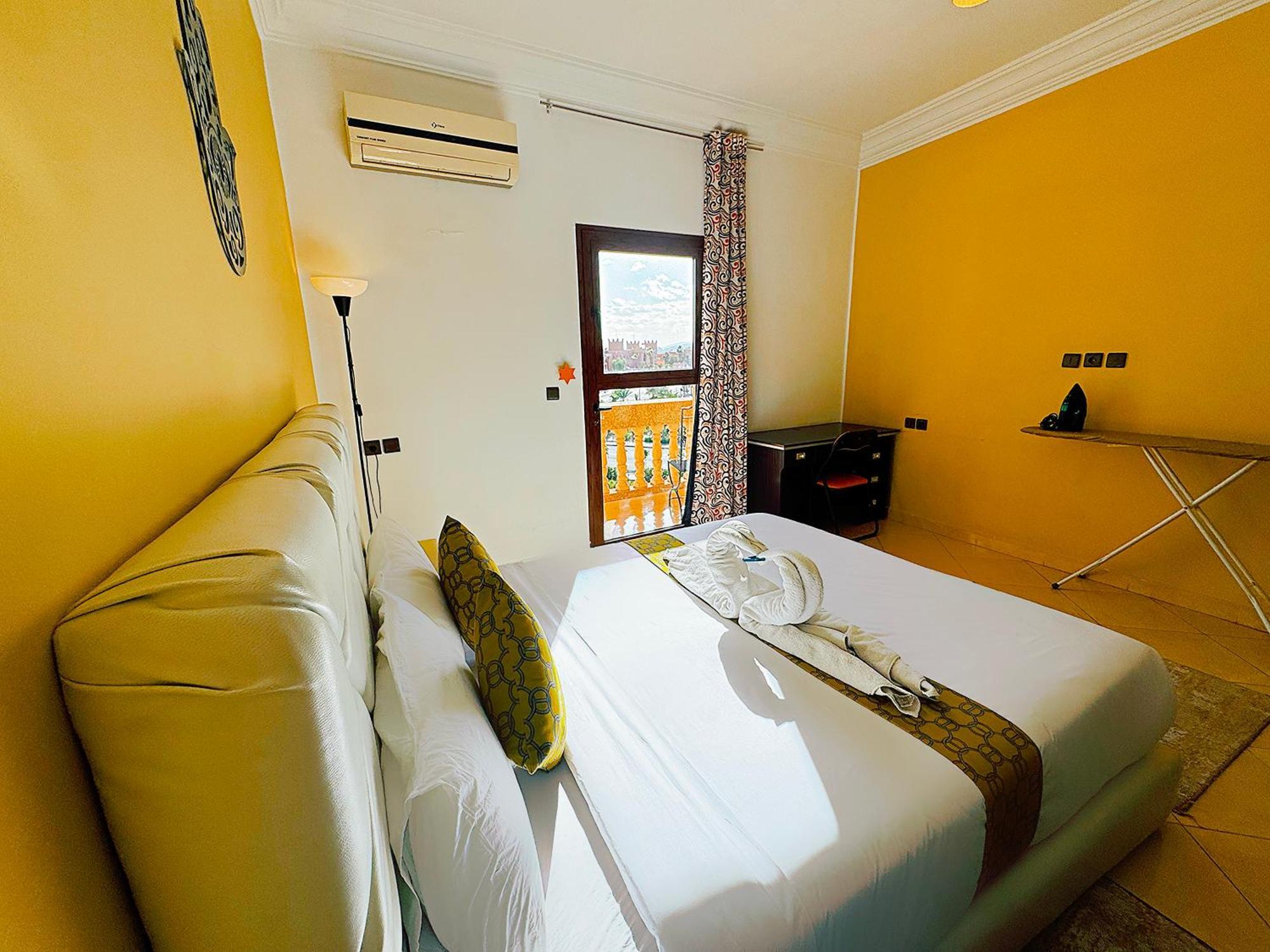 Chay - Appartements A Ouarzazate Eksteriør bilde